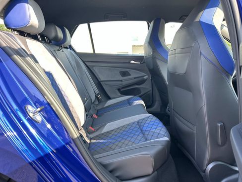 Certified 2025 Volkswagen Golf w/ Euro Style Package AWD/4WD image 17