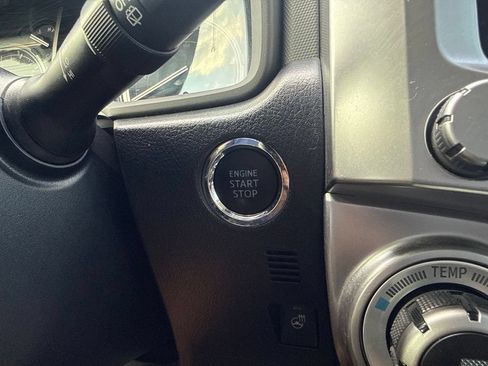 Used 2024 Toyota 4Runner Limited AWD/4WD image 20