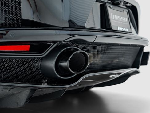 Used 2023 McLaren GT RWD image 28