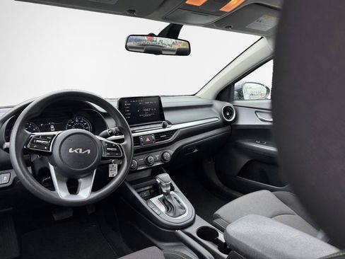 Certified 2024 Kia Forte LXS image 22