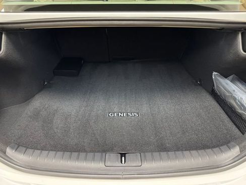 Used 2026 Genesis G70 2.5T RWD image 21