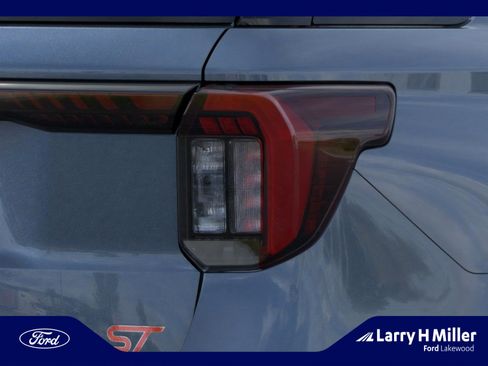 New 2026 Ford Explorer ST w/ Sun And Sound Package image 21
