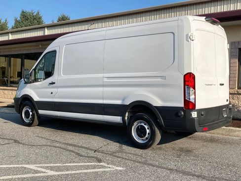 Used 2024 Ford Transit 250 148 Medium Roof RWD image 4