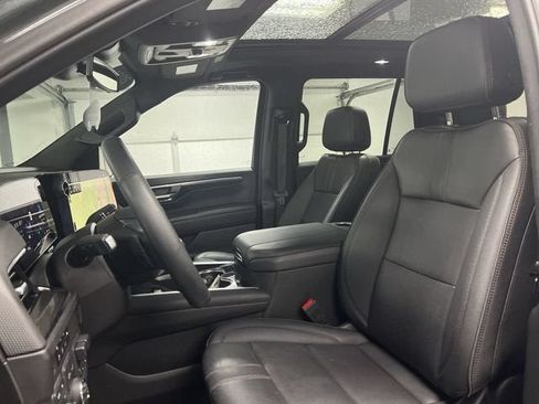 Certified 2025 Chevrolet Tahoe RST w/ Comfort Package AWD/4WD image 20