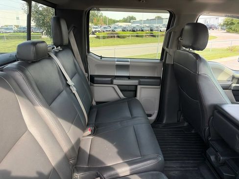 Used 2015 Ford F150 XLT w/ Equipment Group 302A Luxury AWD/4WD image 34