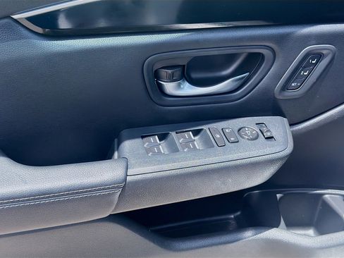 Used 2023 Honda Pilot EX-L image 16