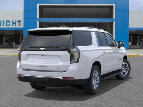 New 2026 Chevrolet Suburban LT RWD image 4