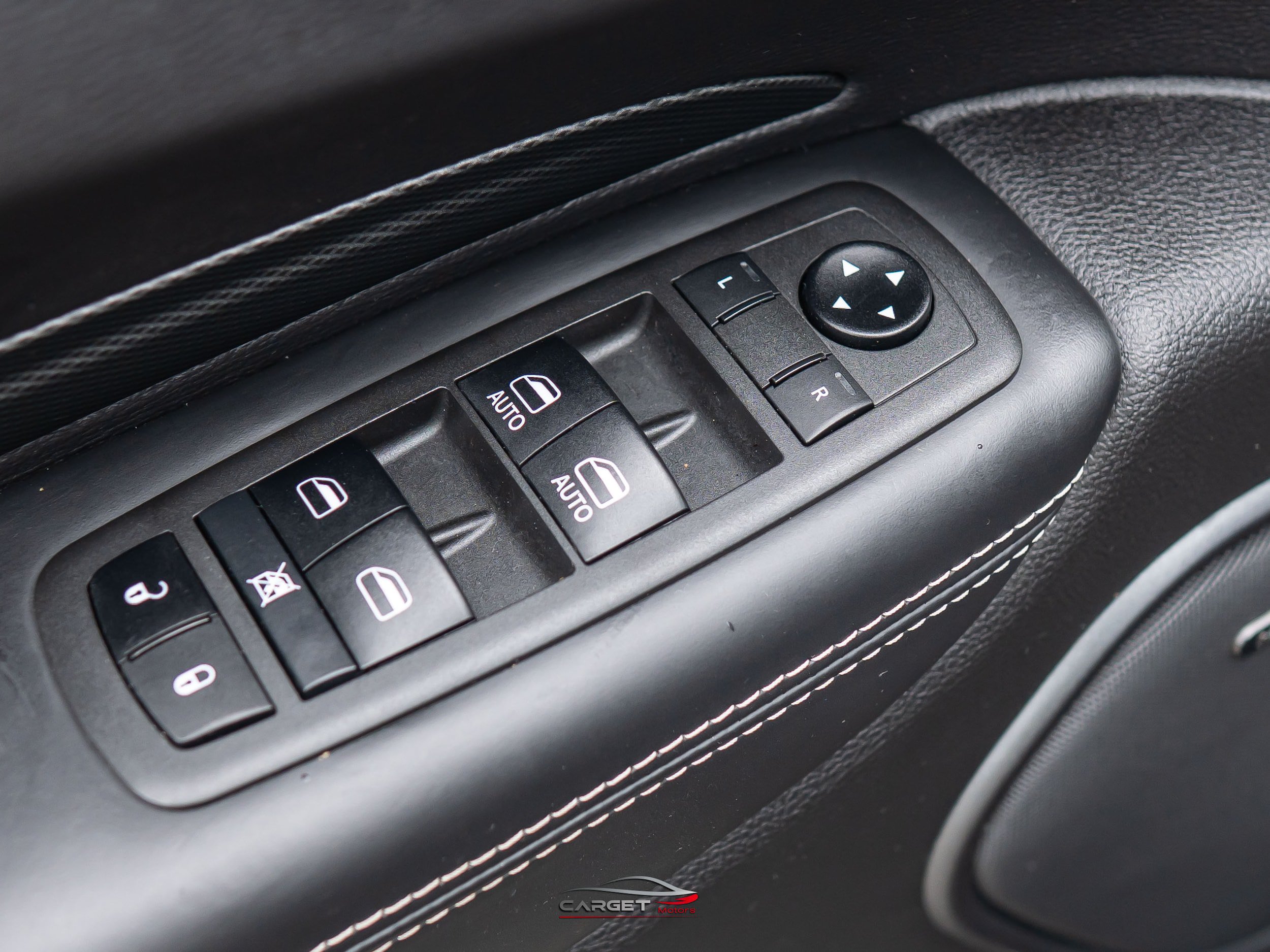 Used 2021 Dodge Durango SRT w/ Technology Group AWD/4WD image 45