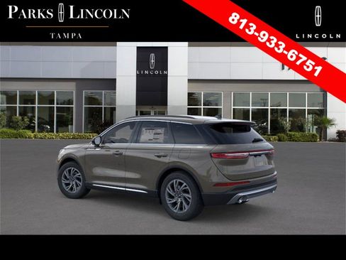 New 2026 Lincoln Corsair Premiere image 4