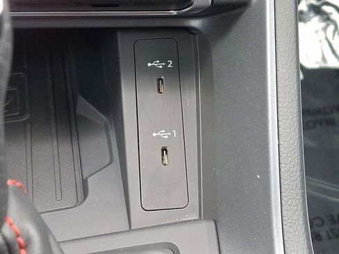 Certified 2025 Audi Q3 2.0T Premium Plus w/ Premium Plus Package image 26