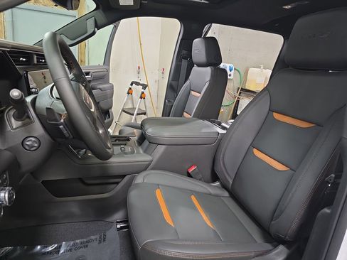 New 2026 GMC Sierra 1500 AT4 w/ AT4 Premium Package AWD/4WD image 14