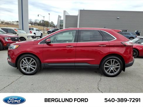 Used 2021 Ford Edge Titanium w/ Equipment Group 301A image 8