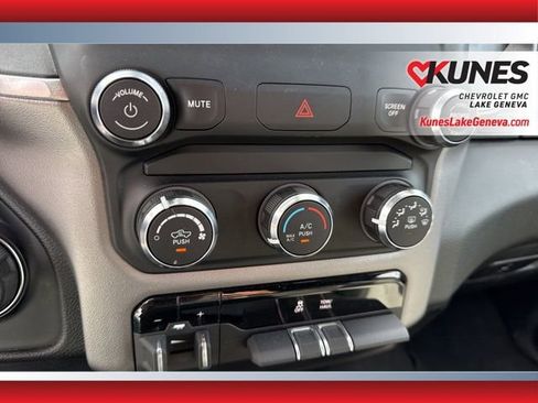 Used 2024 RAM 2500 Big Horn image 25