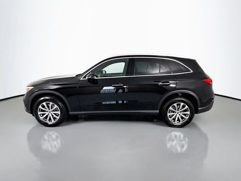 Used 2026 Mercedes-Benz GLC 300 4MATIC image 2