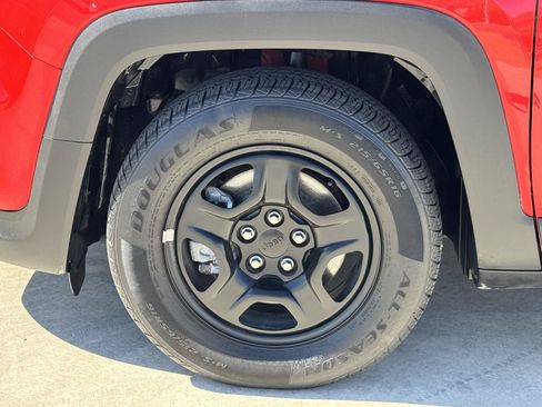 Used 2020 Jeep Renegade Sport FWD image 10
