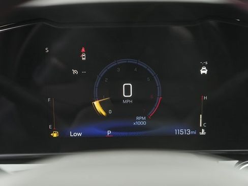 Used 2025 Chevrolet Trax RS w/ Sunroof Package image 25