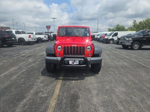 Used 2017 Jeep Wrangler Unlimited Sport w/ Quick Order Package 24S AWD/4WD image 3