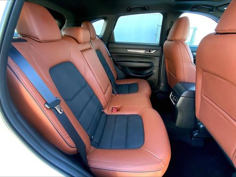 Certified 2024 MAZDA CX-5 Carbon Edition image 20