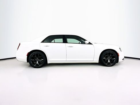 Used 2023 Chrysler 300 S RWD image 10