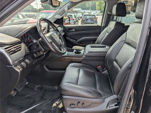 Used 2018 Chevrolet Suburban LT AWD/4WD image 18