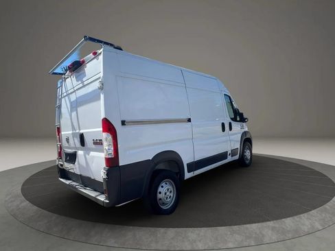 Used 2018 RAM ProMaster 2500 FWD image 5