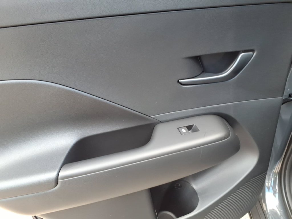 New 2027 Hyundai Kona SEL Sport FWD image 9
