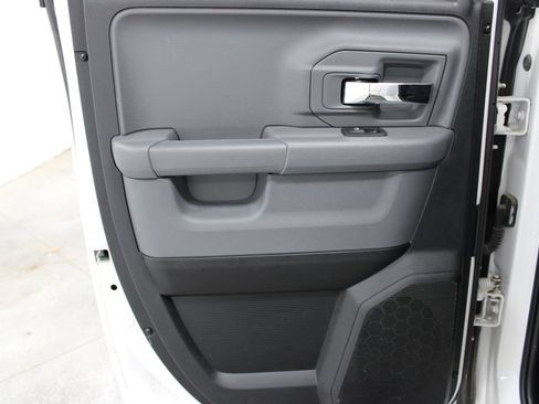 Used 2024 RAM 1500 Classic SLT AWD/4WD image 20