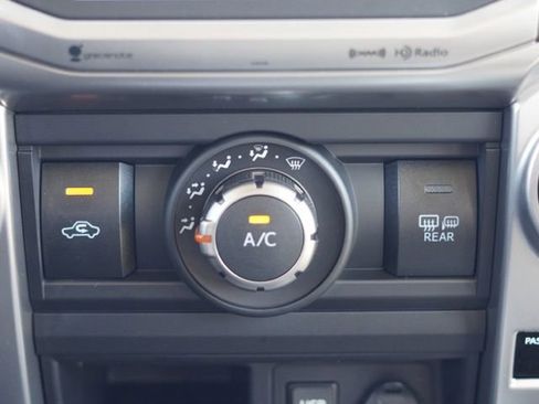 Used 2018 Toyota 4Runner SR5 RWD image 31