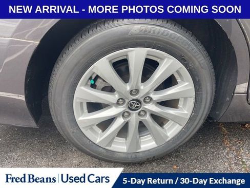 Used 2020 Toyota Camry LE FWD image 15