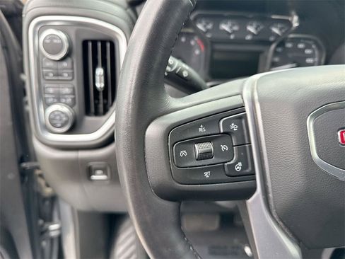 Used 2022 GMC Sierra 1500 SLT w/ SLT Premium Plus Package image 17