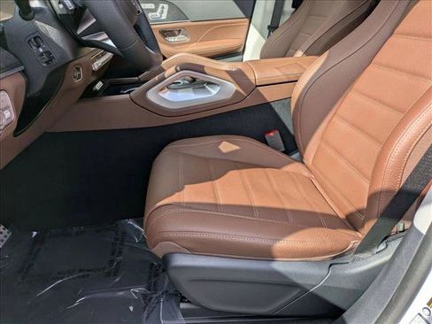 New 2026 Mercedes-Benz GLS 450 4MATIC image 16