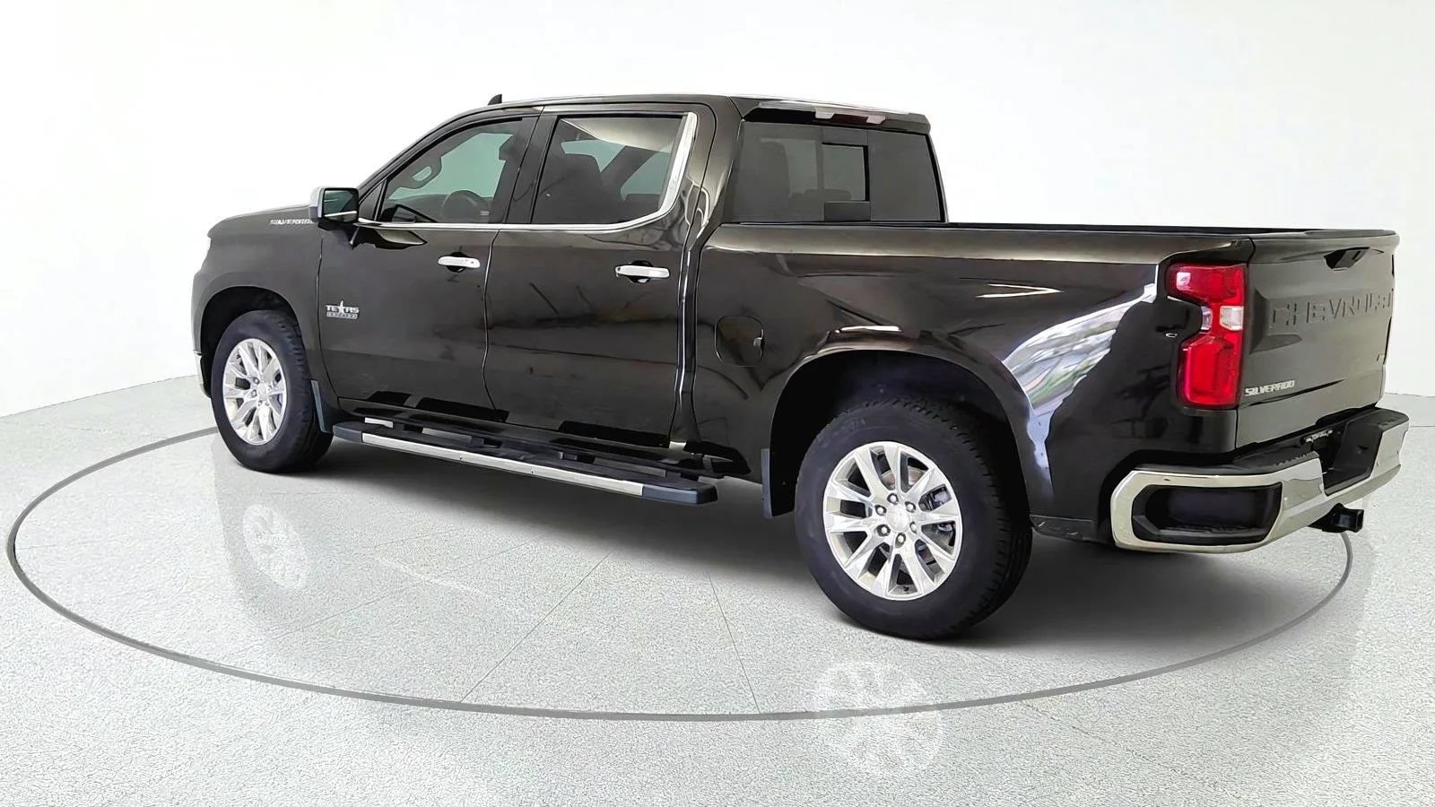 Used 2019 Chevrolet Silverado 1500 LTZ w/ LTZ Texas Edition RWD image 6