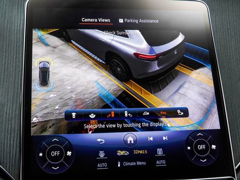 Used 2023 Mercedes-Benz EQS 450+ SUV image 25