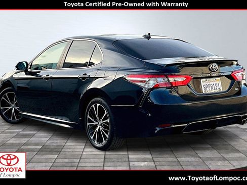 Used 2020 Toyota Camry SE image 4