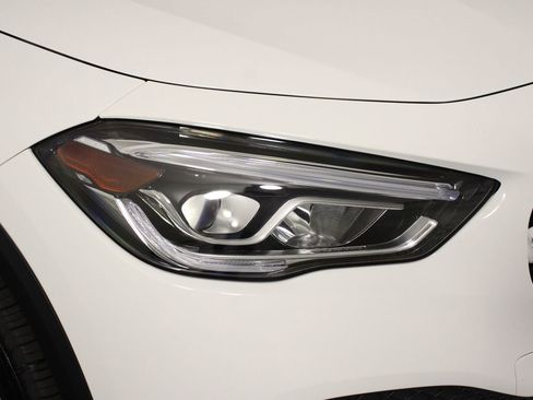 Used 2022 Mercedes-Benz GLA 250 4MATIC image 26