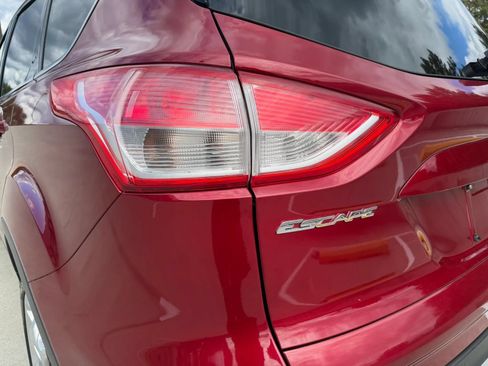 Used 2013 Ford Escape Titanium w/ Parking Technology Pkg AWD/4WD image 10