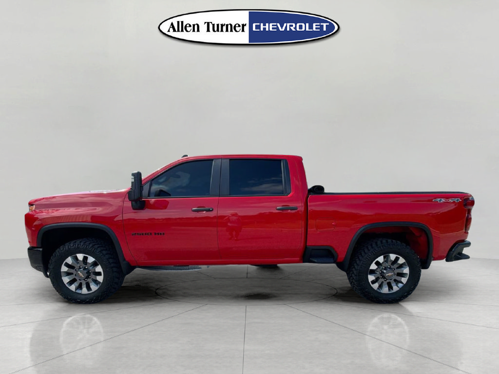 Used 2022 Chevrolet Silverado 2500 Custom w/ Custom Value Package AWD/4WD image 6