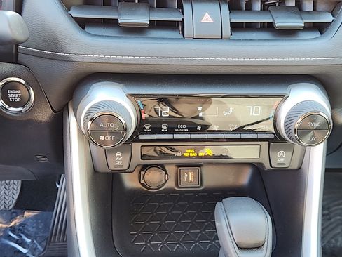 Certified 2025 Toyota RAV4 XLE image 17