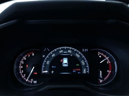 New 2025 Toyota RAV4 XLE image 31