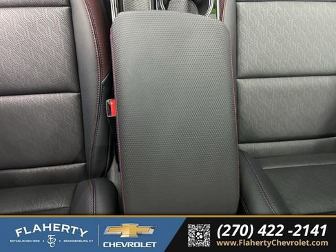Used 2025 Chevrolet Equinox RS w/ Safety and Technology Package FWD image 33