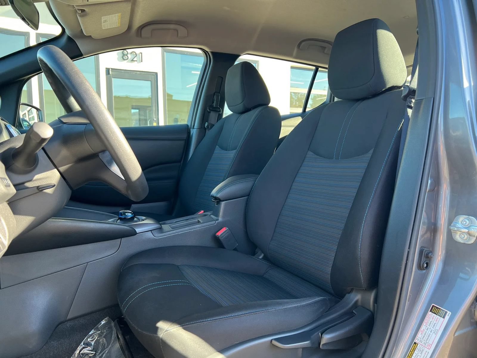 Used 2025 Nissan Leaf S FWD image 13