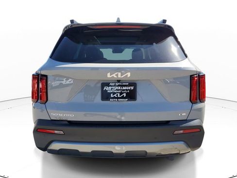 Used 2023 Kia Sorento SX Prestige image 6