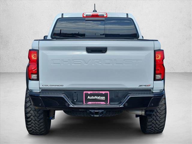 Used 2024 Chevrolet Colorado ZR2 w/ ZR2 Convenience Package III AWD/4WD image 7