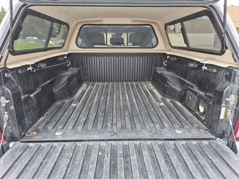 Used 2019 Toyota Tacoma TRD Sport AWD/4WD image 23