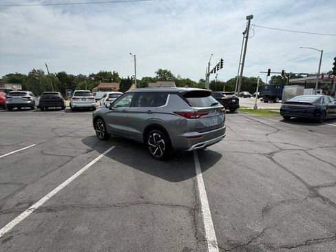 Used 2022 Mitsubishi Outlander SEL AWD/4WD image 11