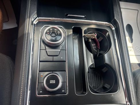 Used 2022 Ford Expedition Max XLT AWD/4WD image 28