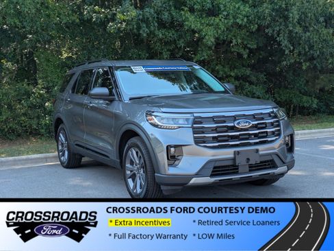 New 2026 Ford Explorer Active w/ Active Comfort Package AWD/4WD image 2