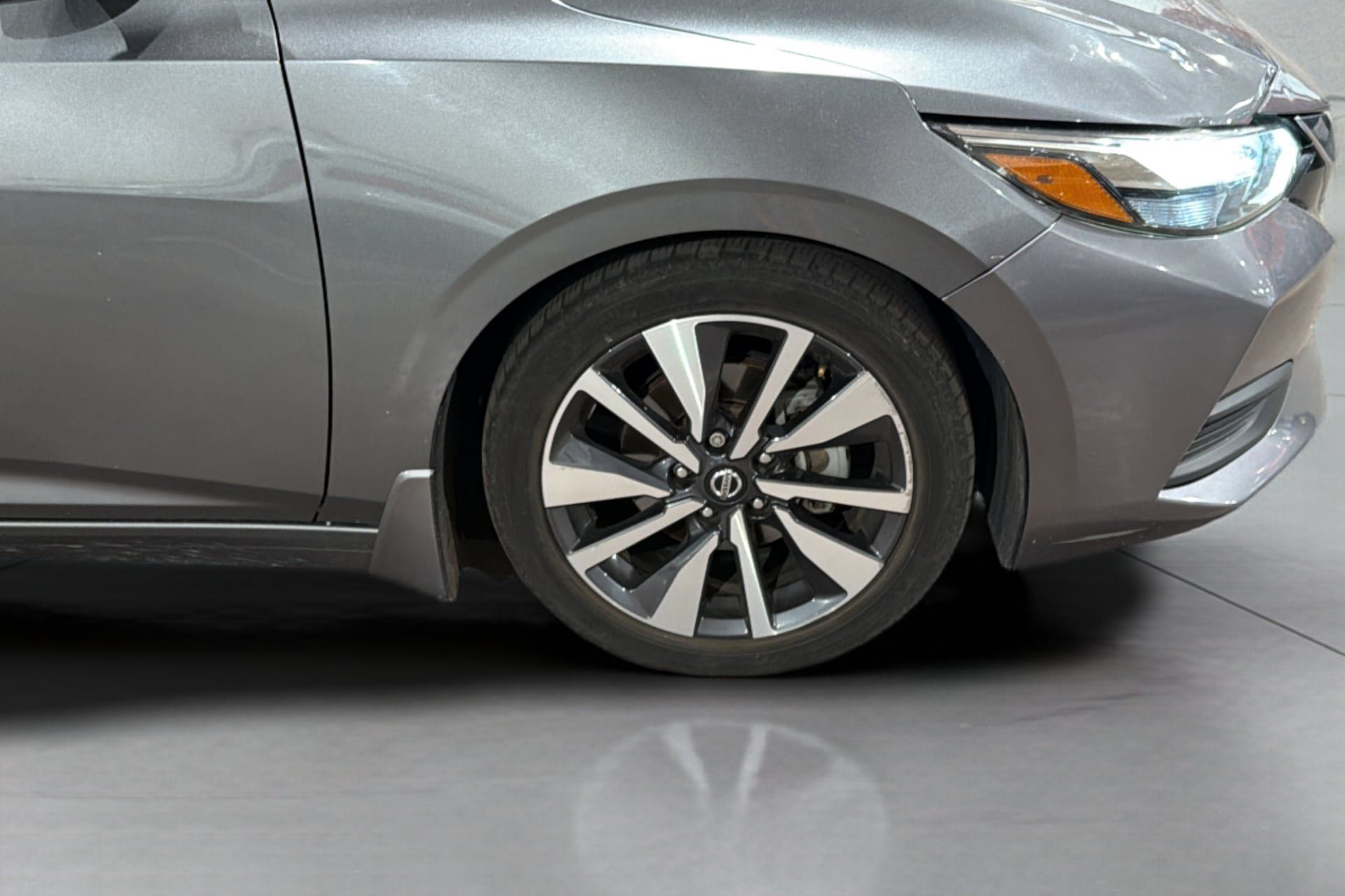 Used 2020 Nissan Sentra SV w/ SV Premium Package FWD image 34