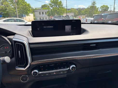 Used 2025 MAZDA CX-50 2.5 Hybrid w/ Premium Plus Pkg AWD/4WD image 17