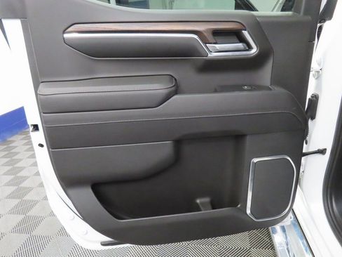 Used 2023 GMC Sierra 1500 SLT w/ SLT Premium Plus Package image 72